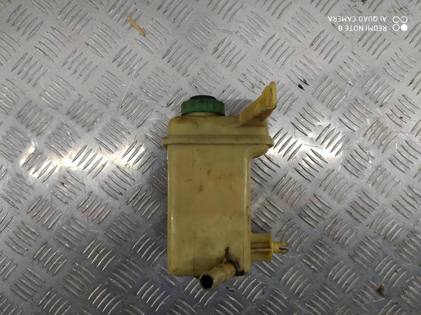 Бачок ГУР