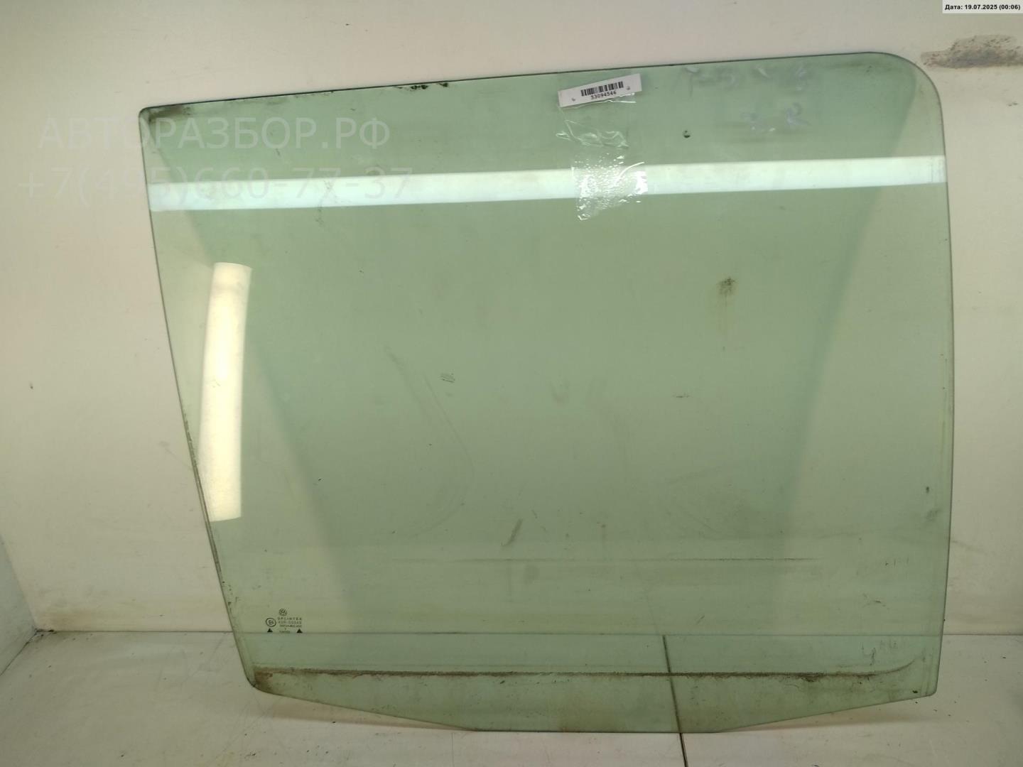 Стекло двери задней правой