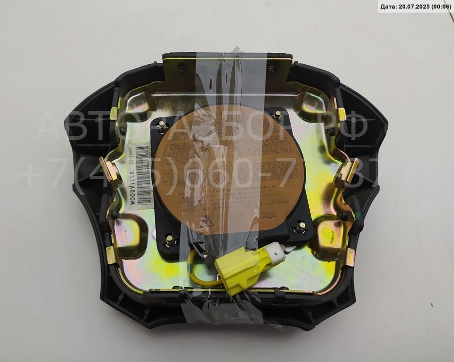 Подушка безопасности в рулевое колесо