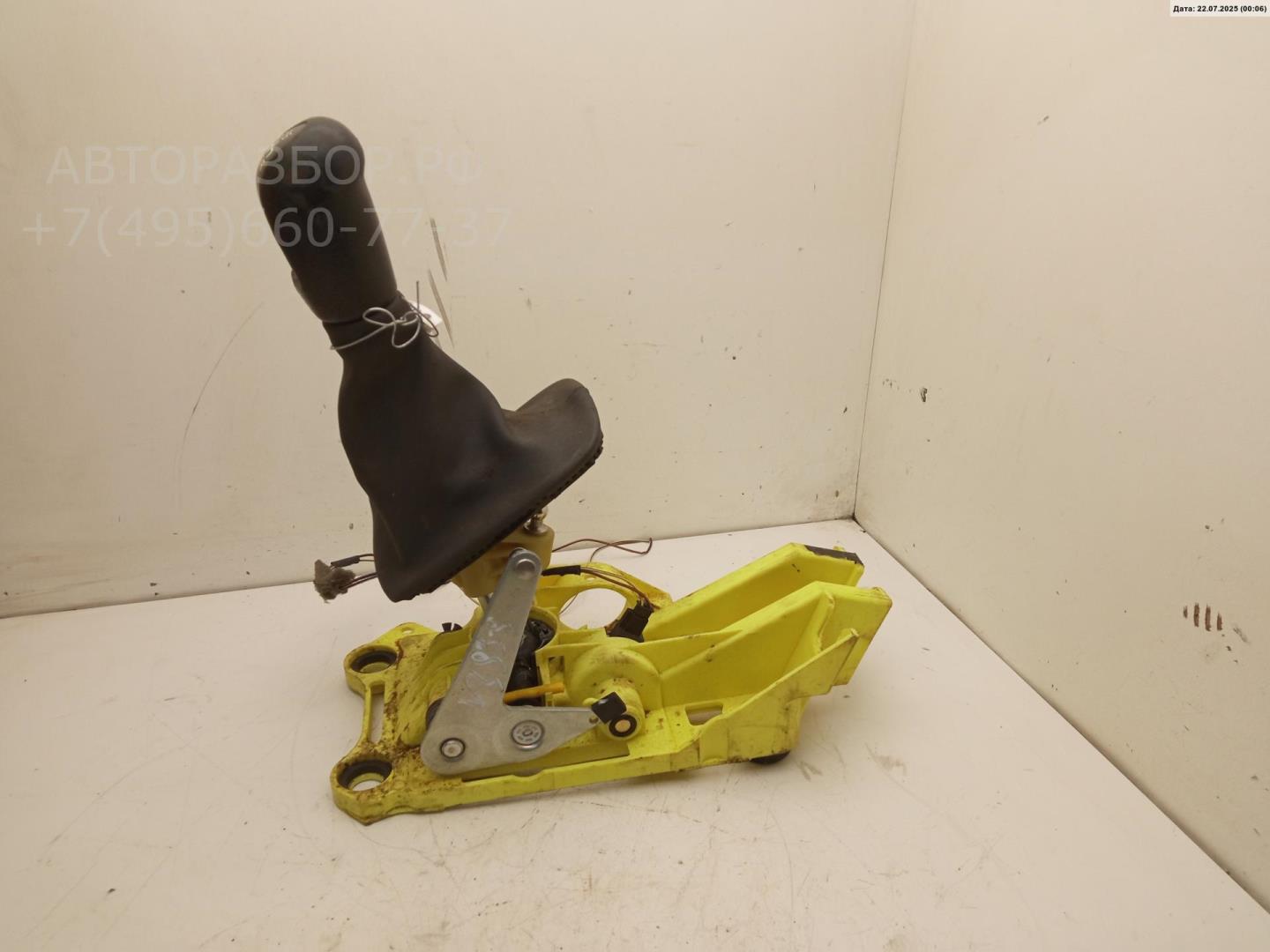 Кулиса МКПП / АКПП