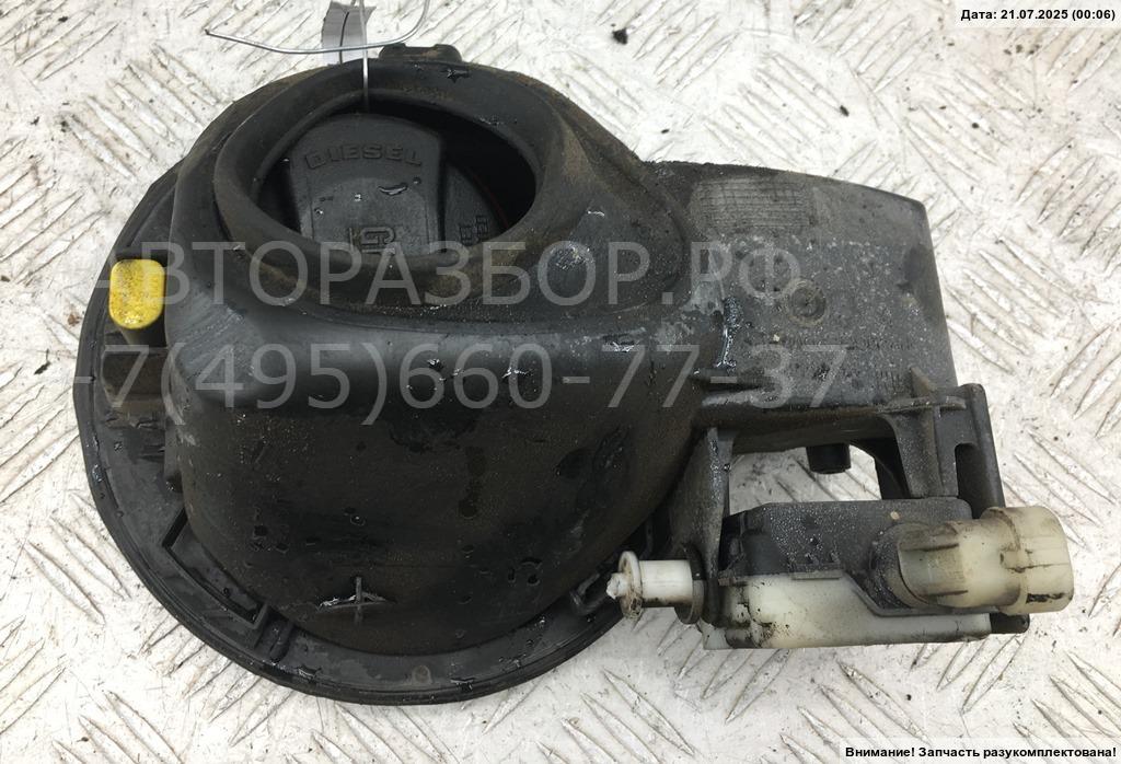 Лючок бензобака