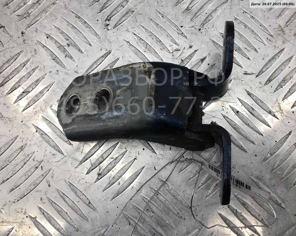 Петля двери