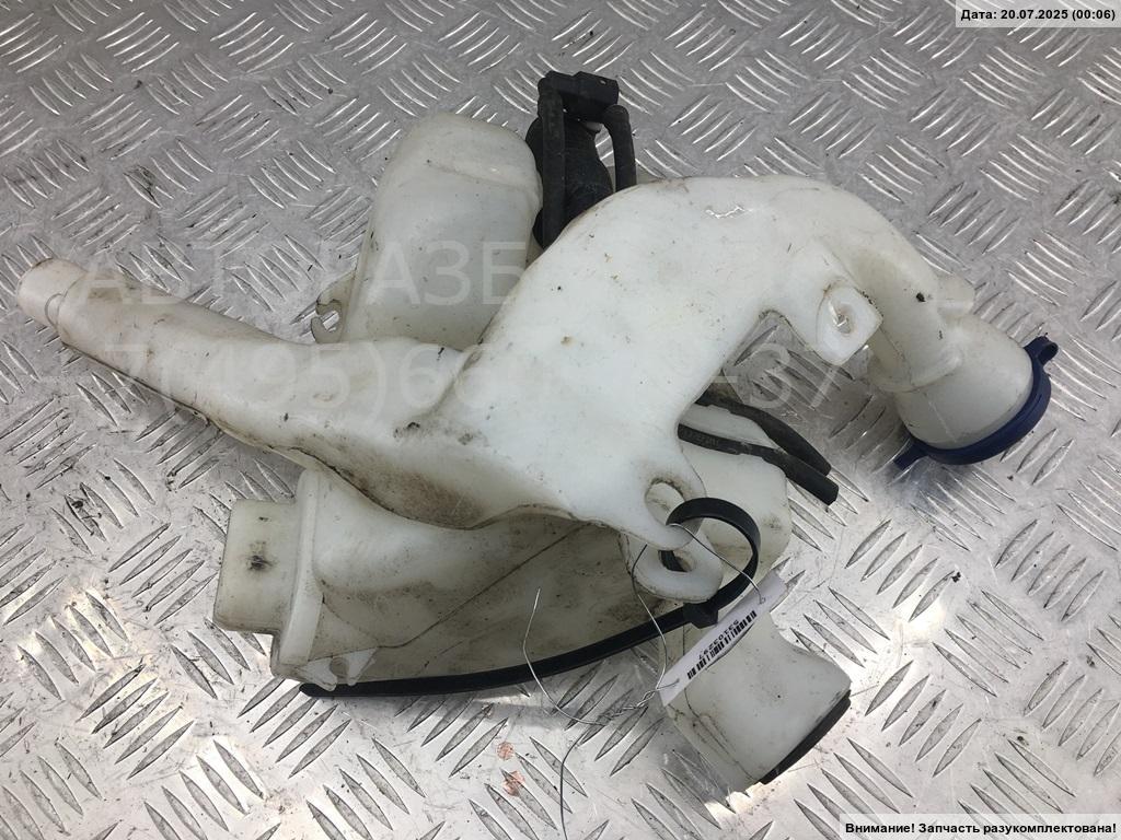 Бачок омывателя лобового стекла