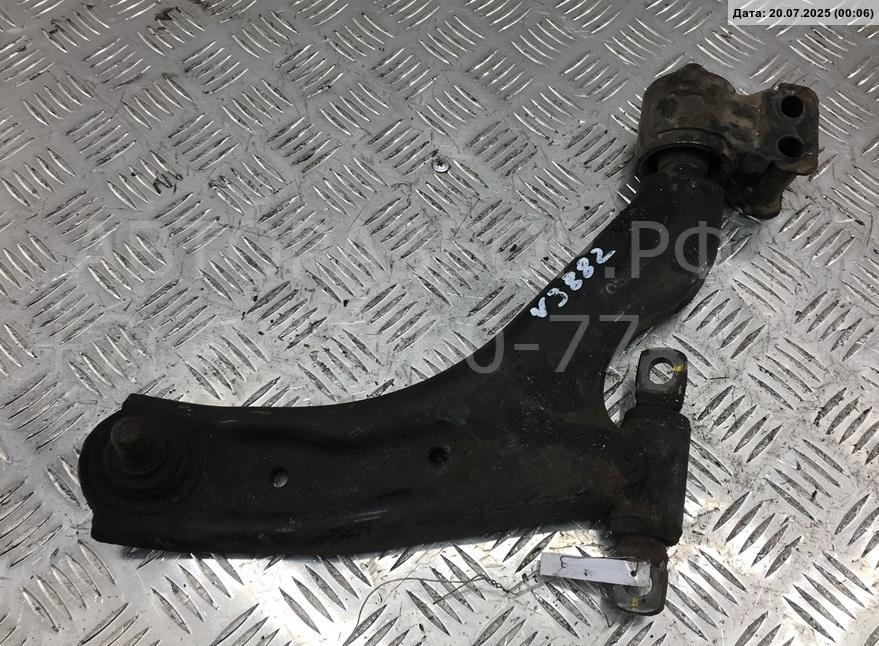 Рычаг передний правый