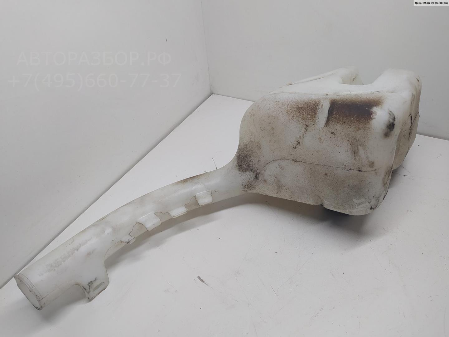 Бачок омывателя лобового стекла
