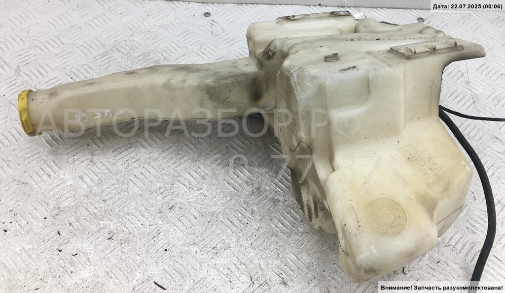 Бачок омывателя лобового стекла