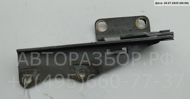 Петля капота правая