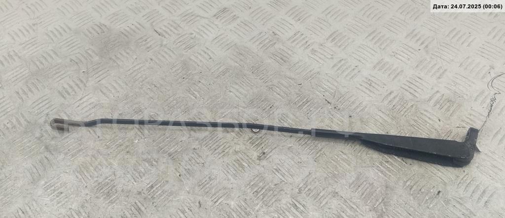 Поводок стеклоочистителя передний левый