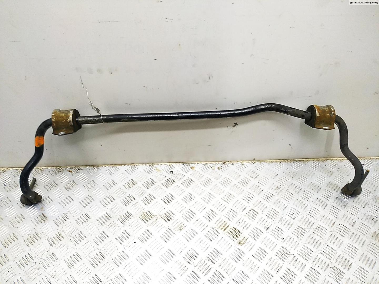 Стабилизатор передний