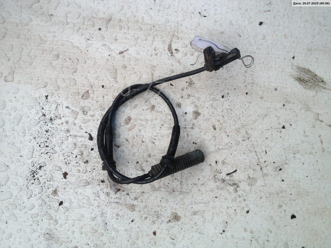 Датчик ABS передний