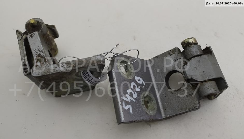 Петля двери