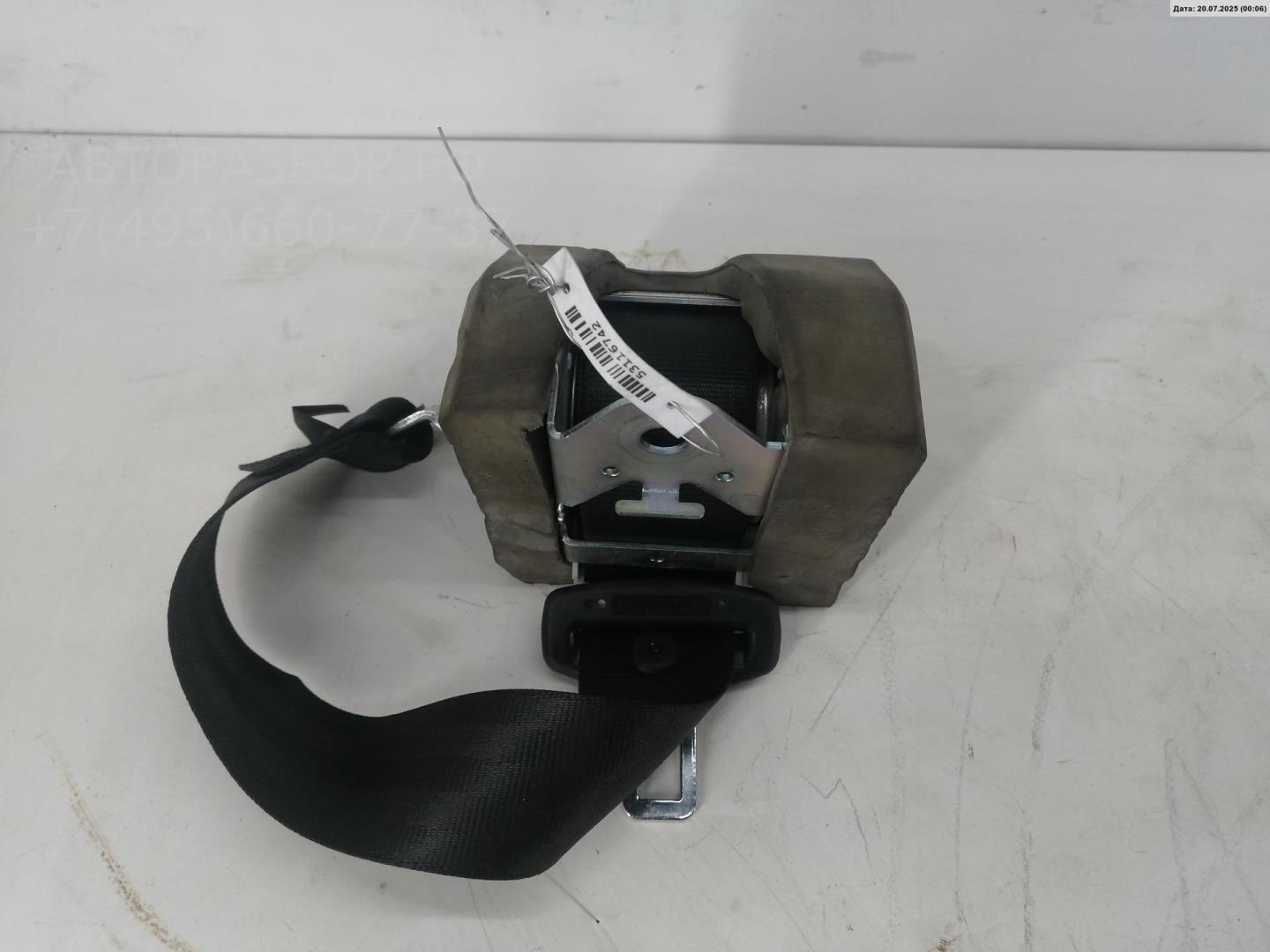 Ремень безопасности