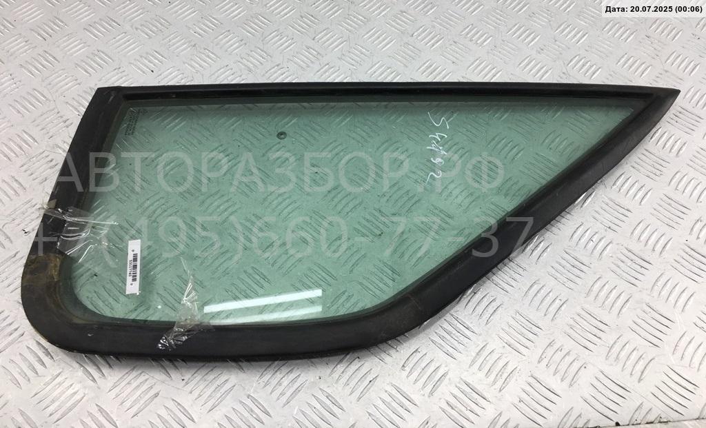 Стекло двери передней правой (форточка)
