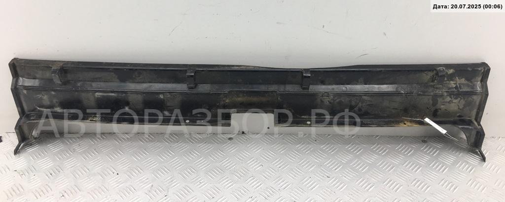 Обшивка багажника