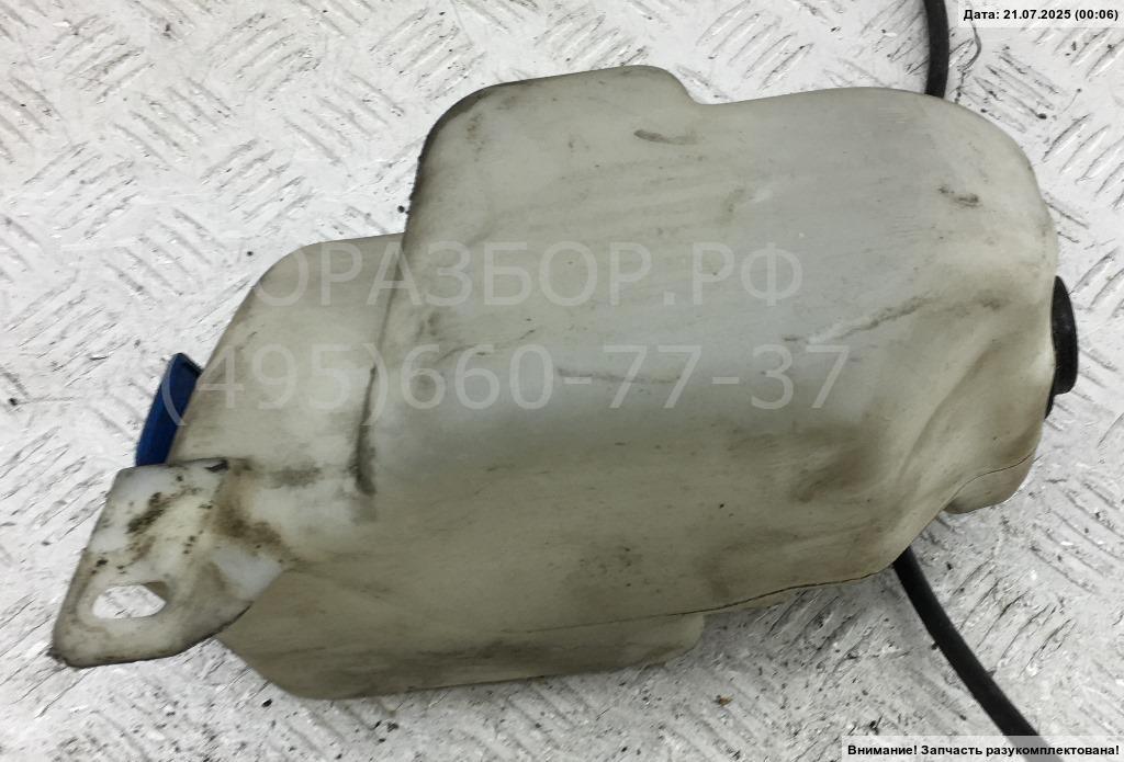 Бачок омывателя лобового стекла