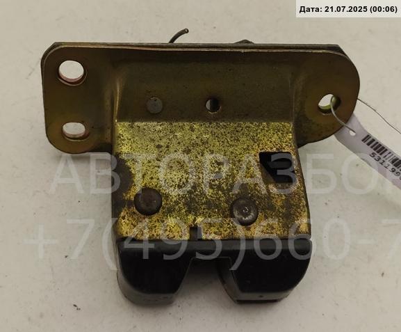 Замок багажника