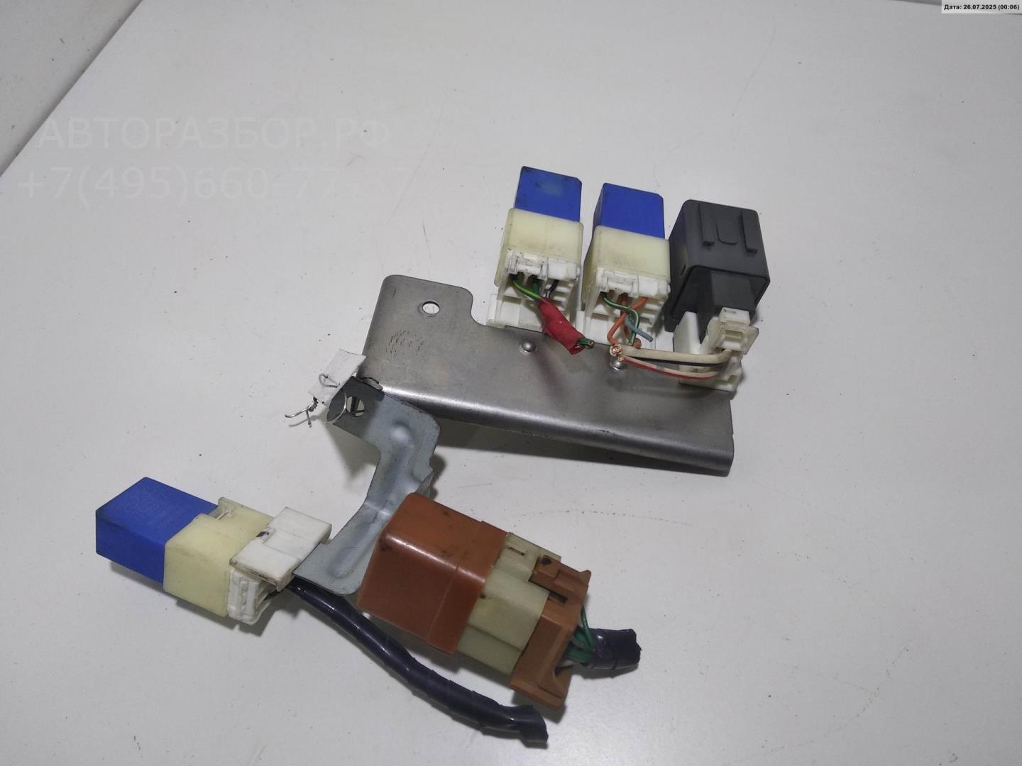 Блок предохранителей