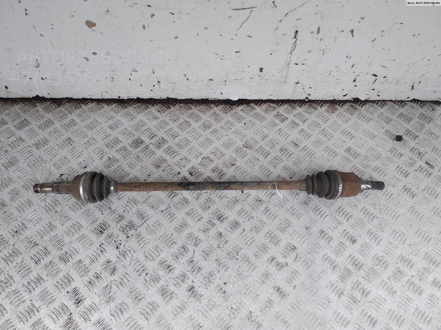 Полуось задняя