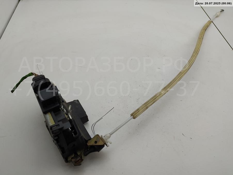 Замок двери передней правой