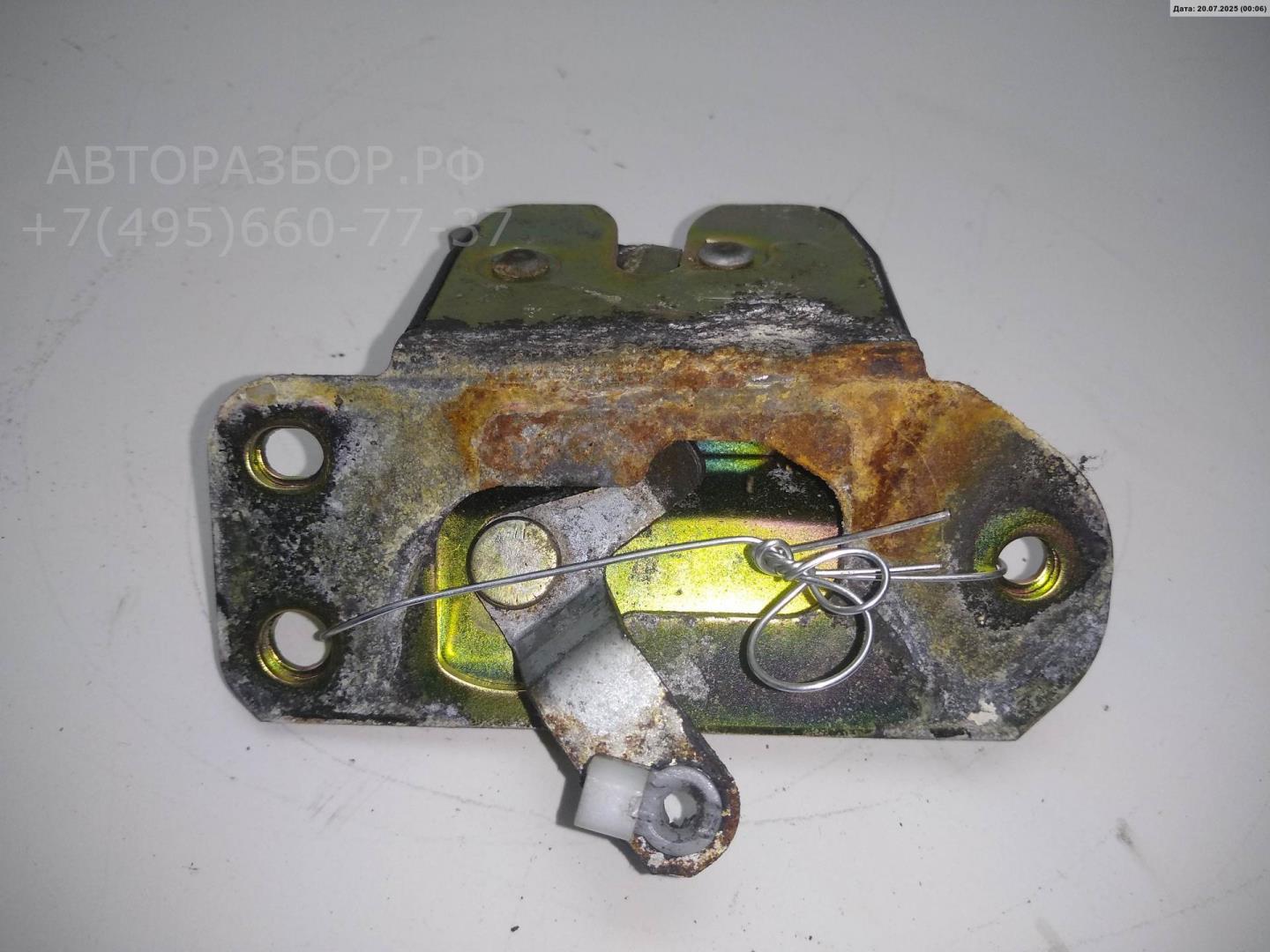 Замок багажника