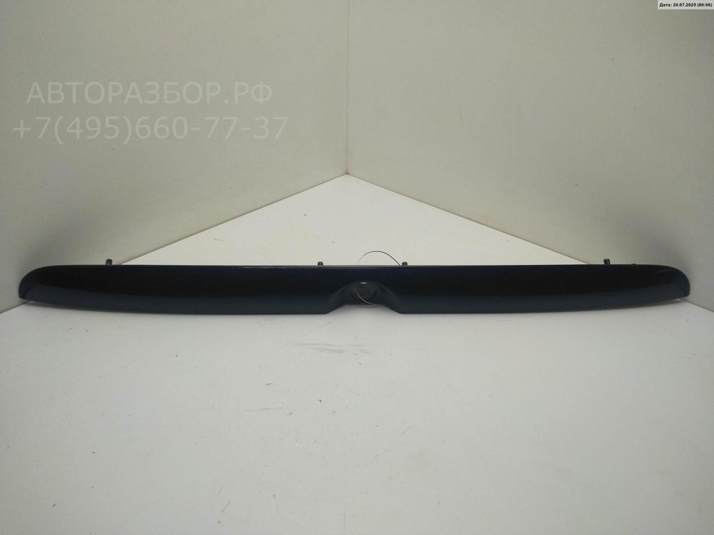 Накладка крышки багажника