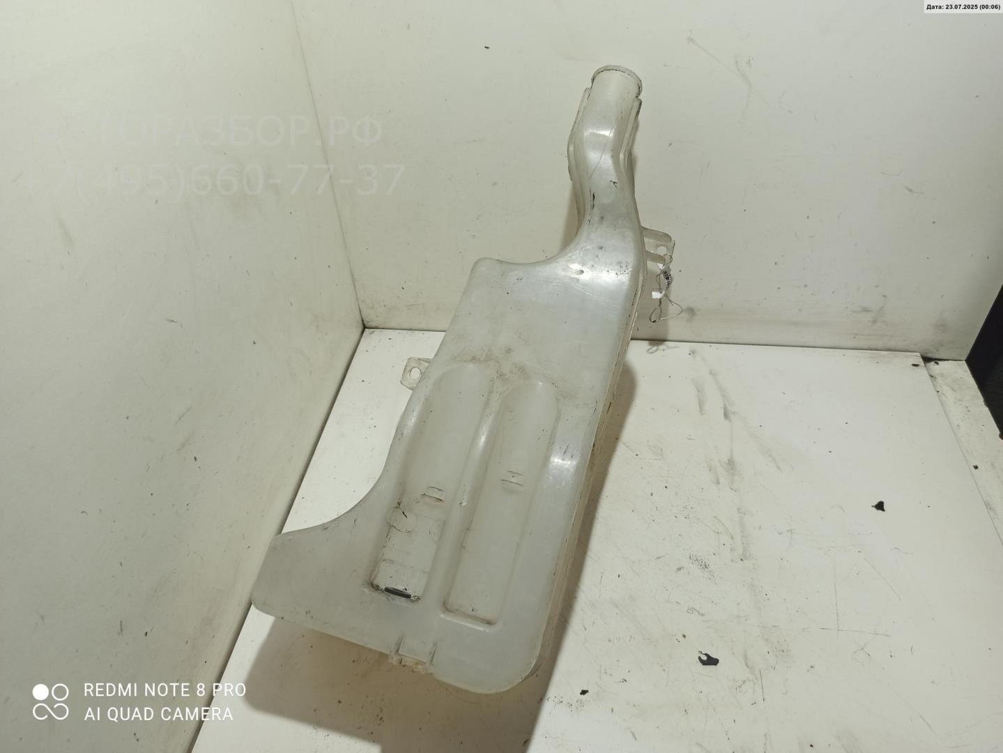 Бачок омывателя лобового стекла
