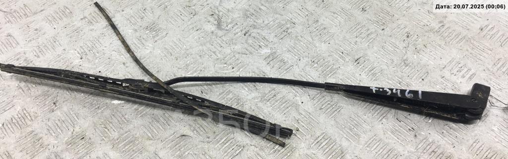 Поводок стеклоочистителя передний правый