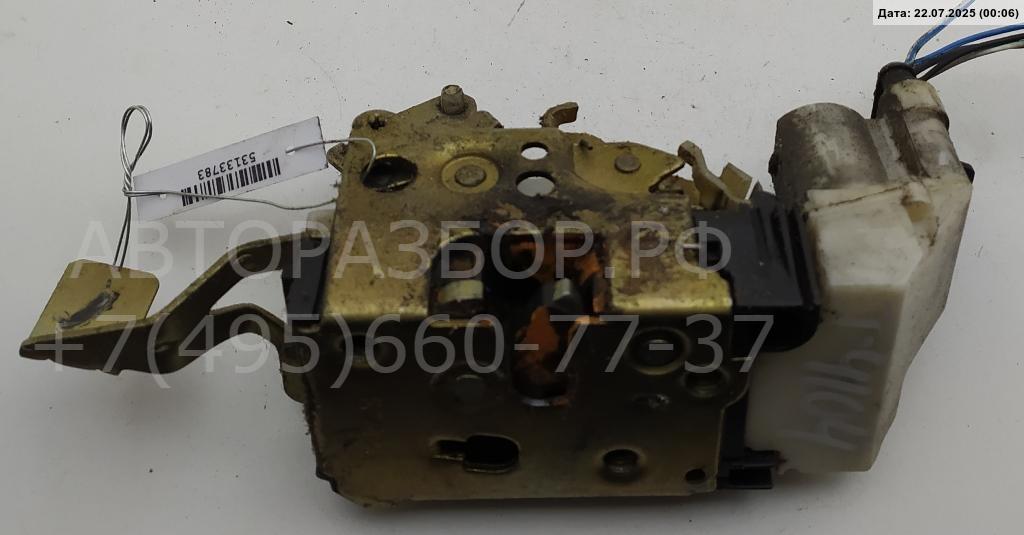 Замок двери передней левой