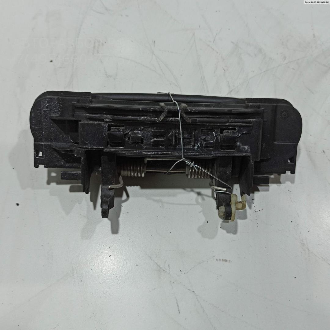 Ручка двери передней наружная левая