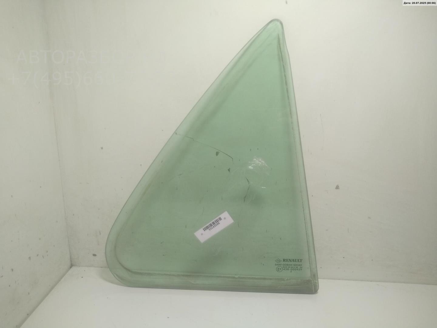 Стекло двери задней правой (форточка)