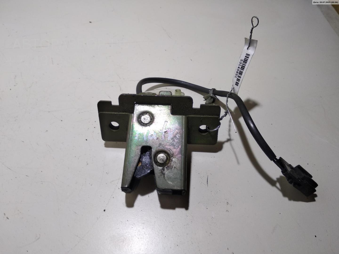 Замок багажника для Matrix (FC) 2001-2010