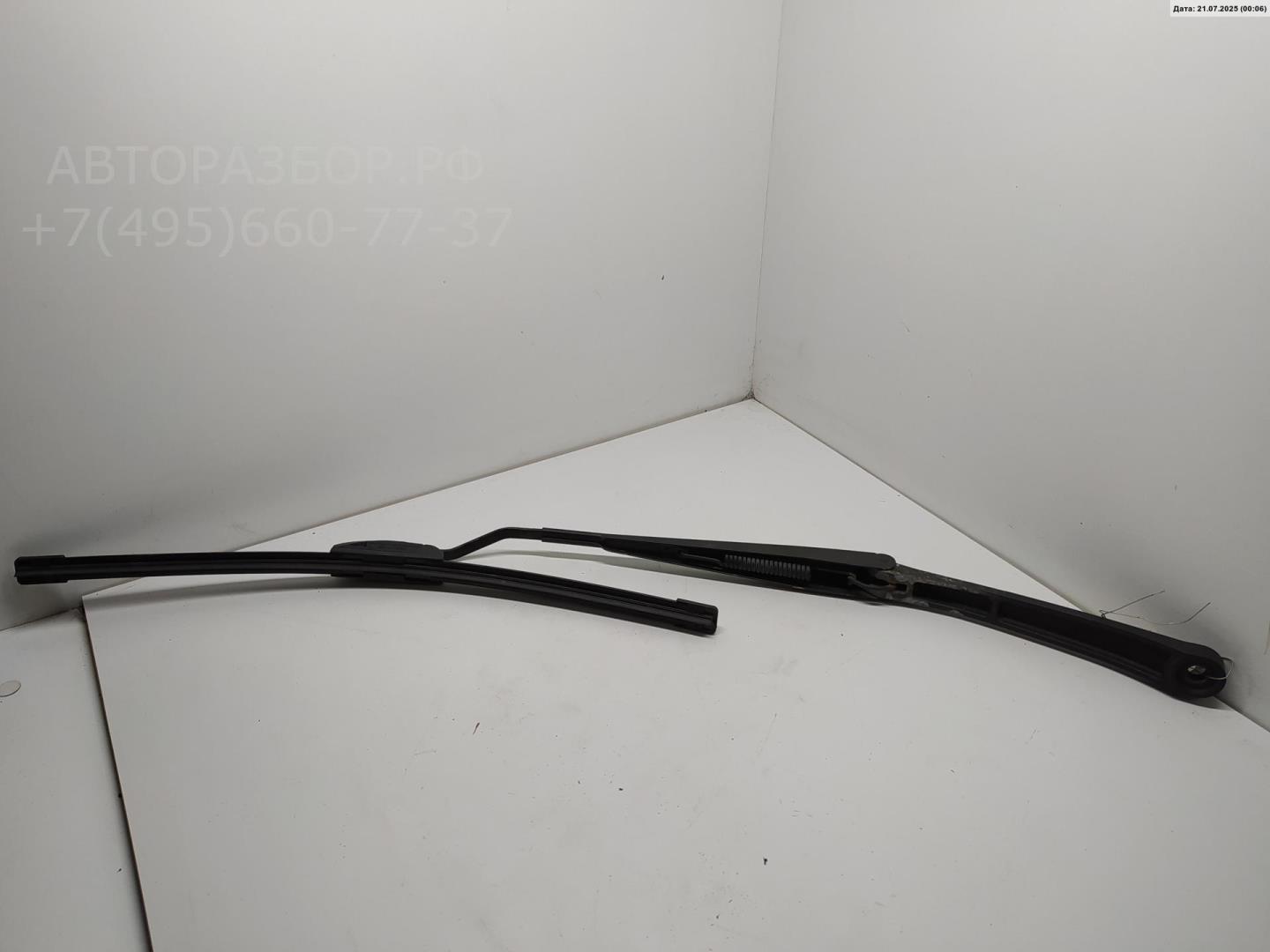 Поводок стеклоочистителя передний правый