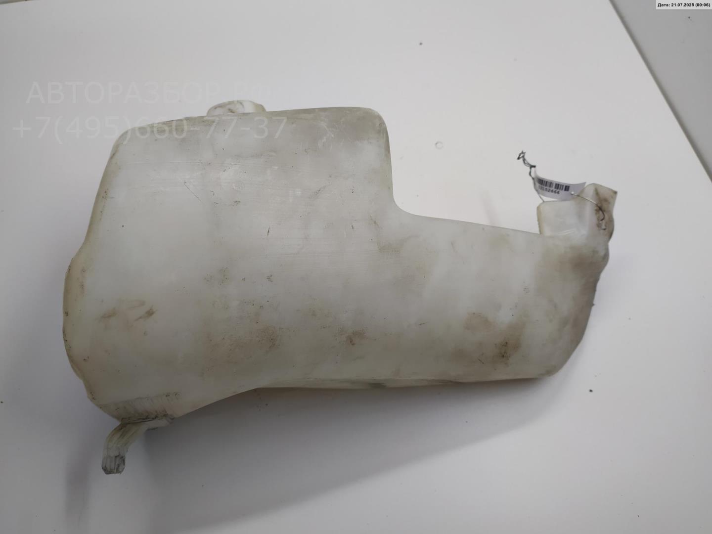 Бачок омывателя лобового стекла