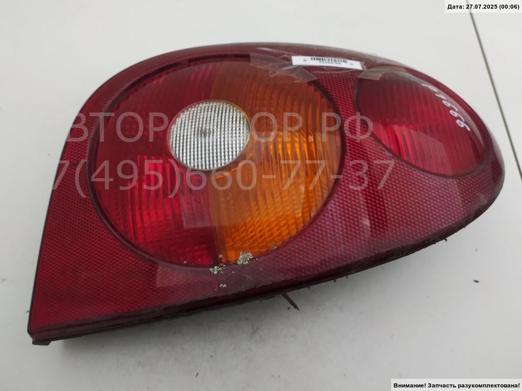 Фонарь задний правый