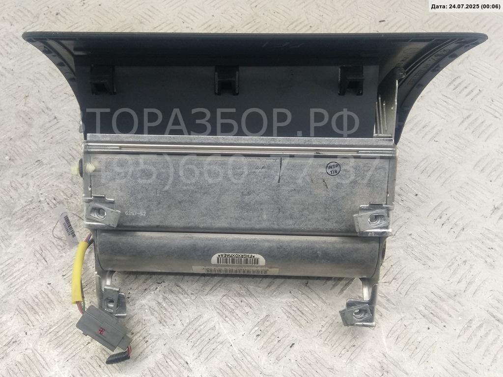 Подушка безопасности пассажирская (в торпедо)