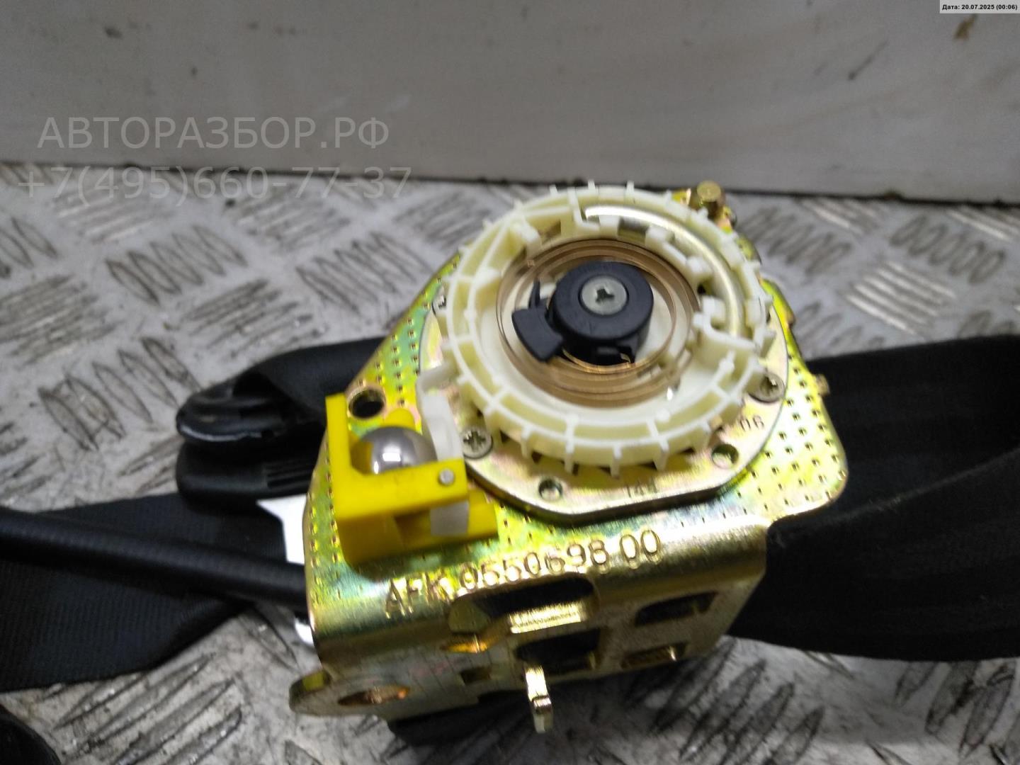 Ремень безопасности с пиропатроном