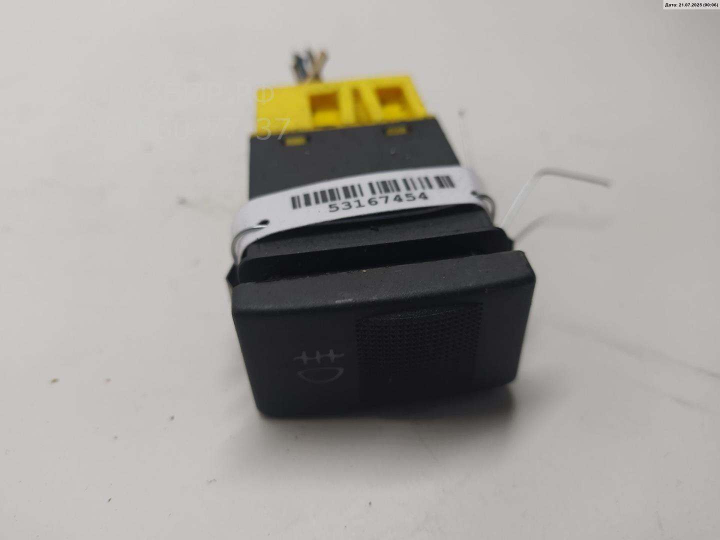 Кнопка света противотуманных фар