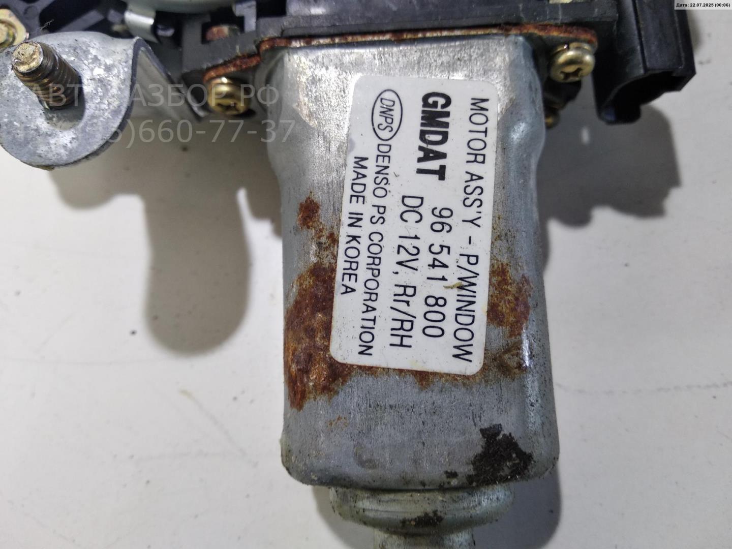 Стеклоподъемник электр. задний правый