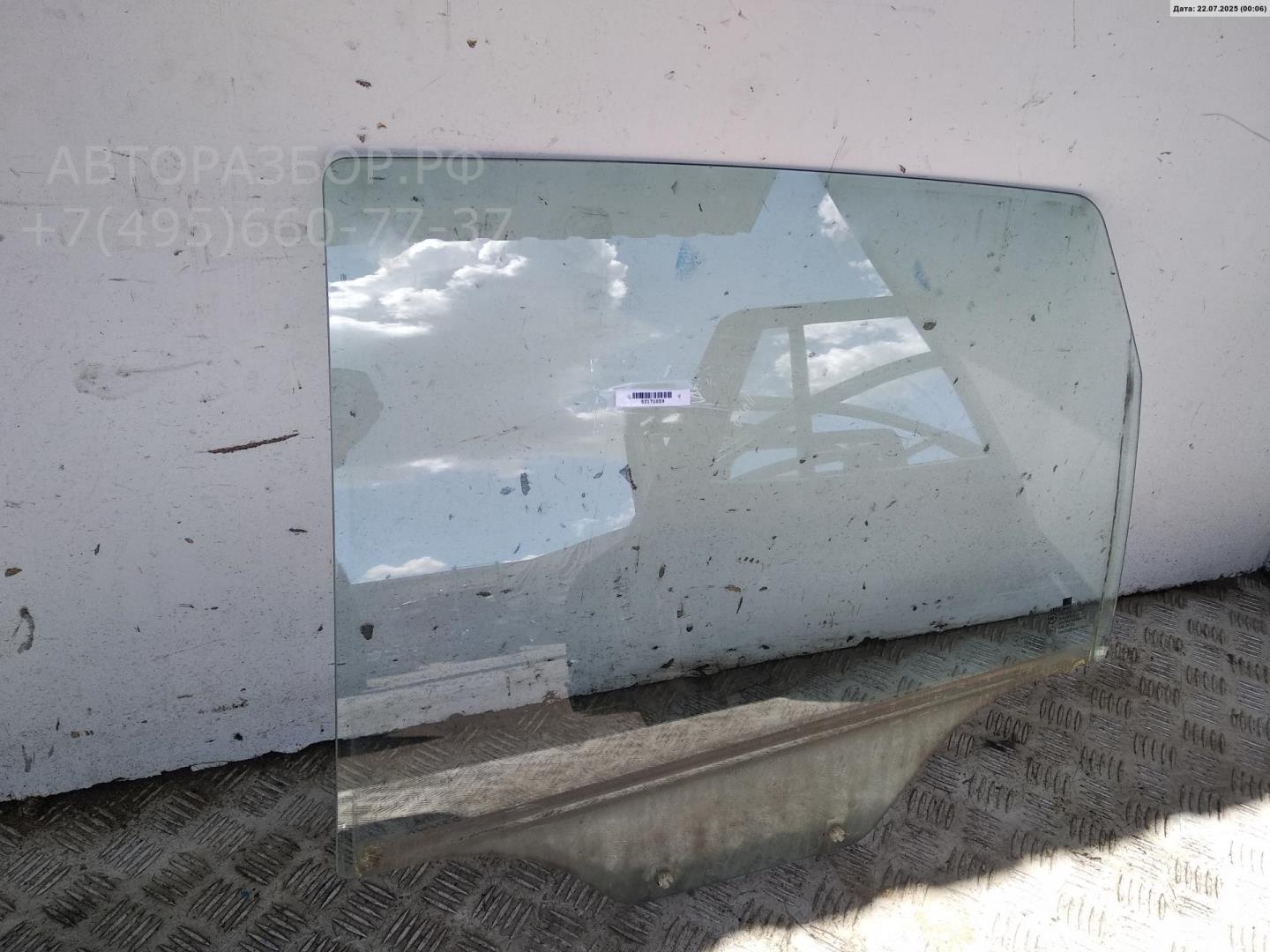 Стекло двери задней левой