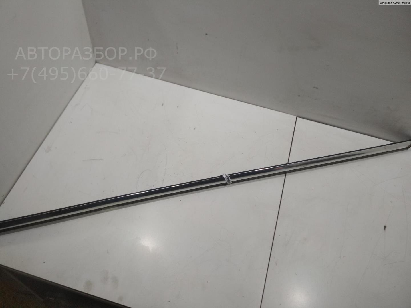 Накладка стекла заднего левого