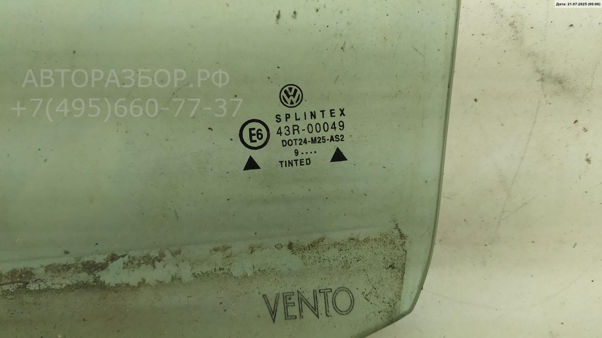 Стекло двери задней левой