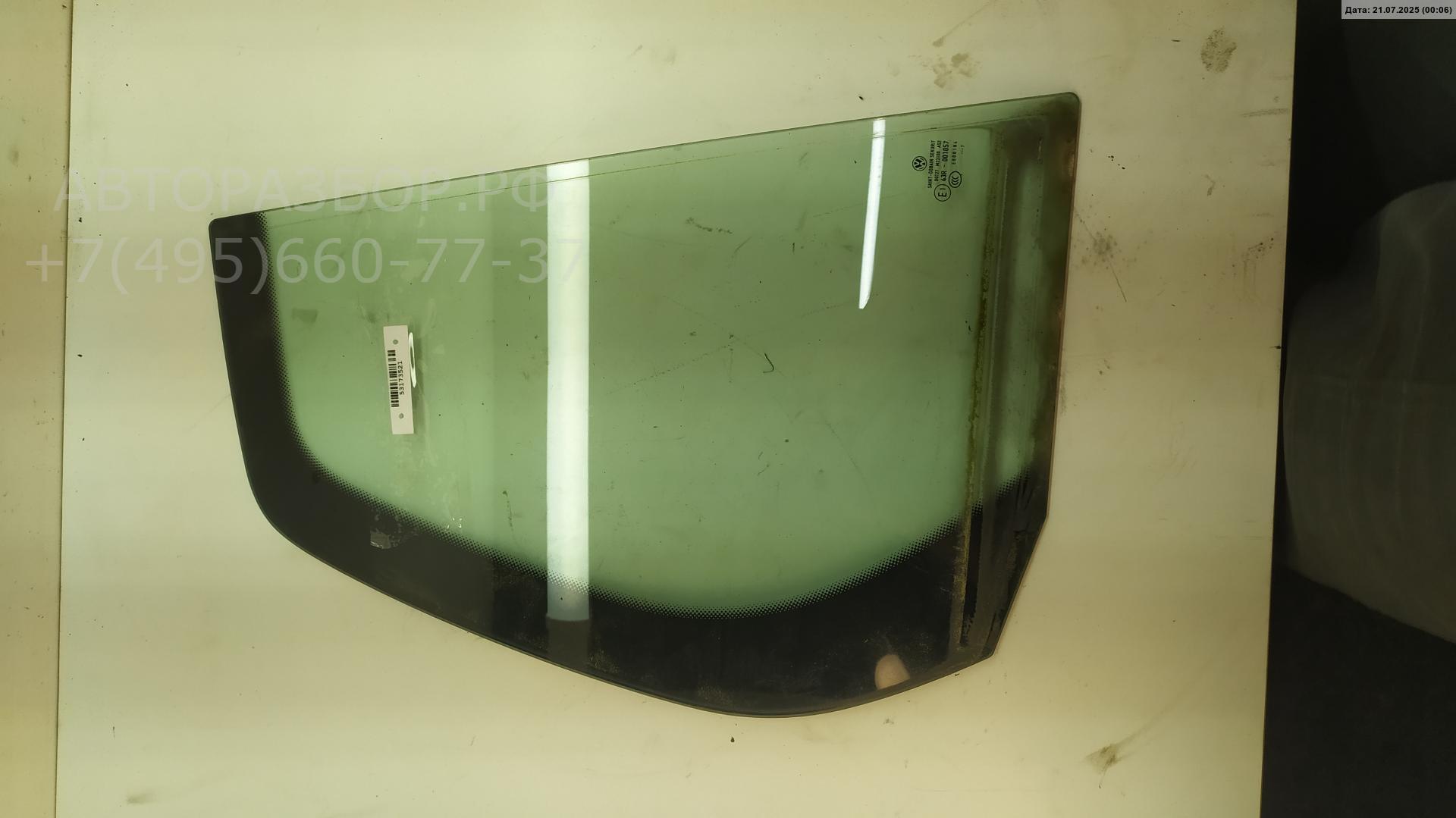 Стекло двери задней правой (форточка)