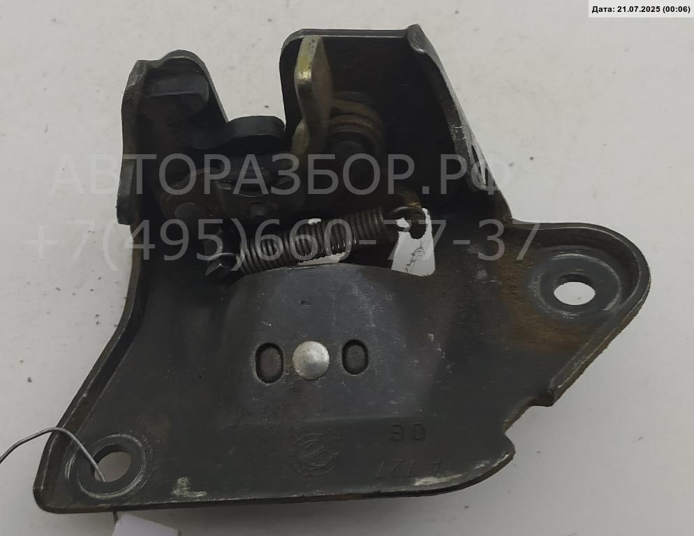 Замок багажника