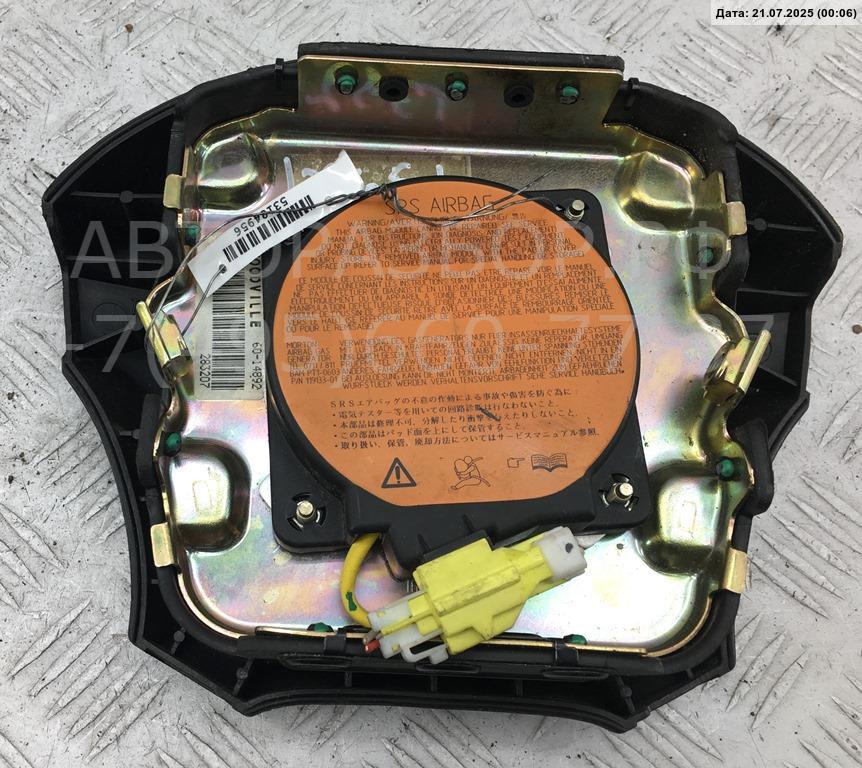 Подушка безопасности в рулевое колесо