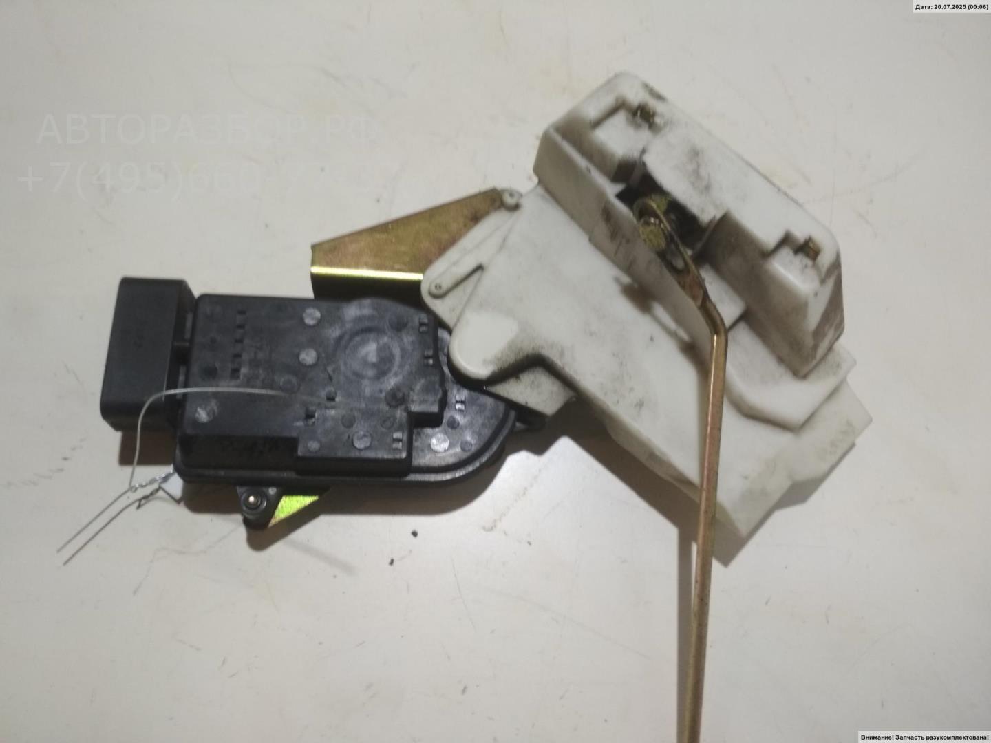 Замок двери задней правой