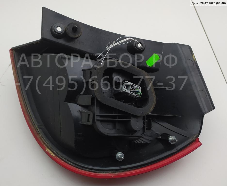 Фонарь задний левый