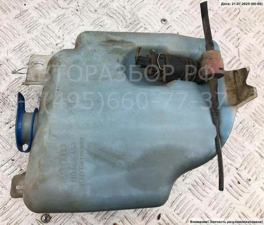 Бачок омывателя лобового стекла