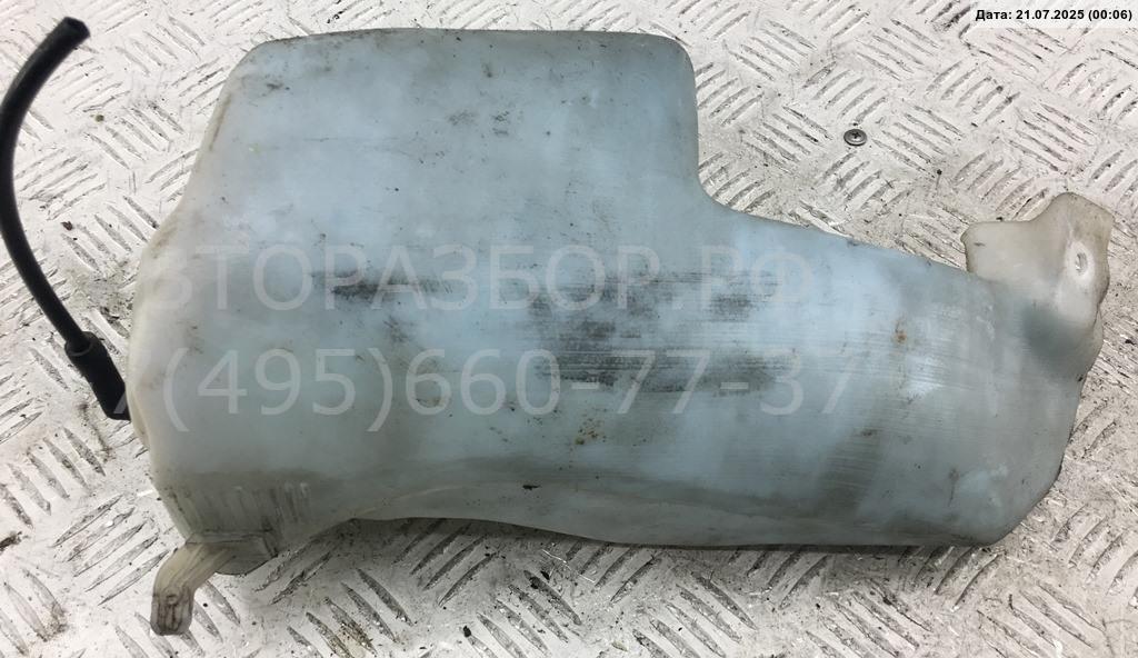 Бачок омывателя лобового стекла