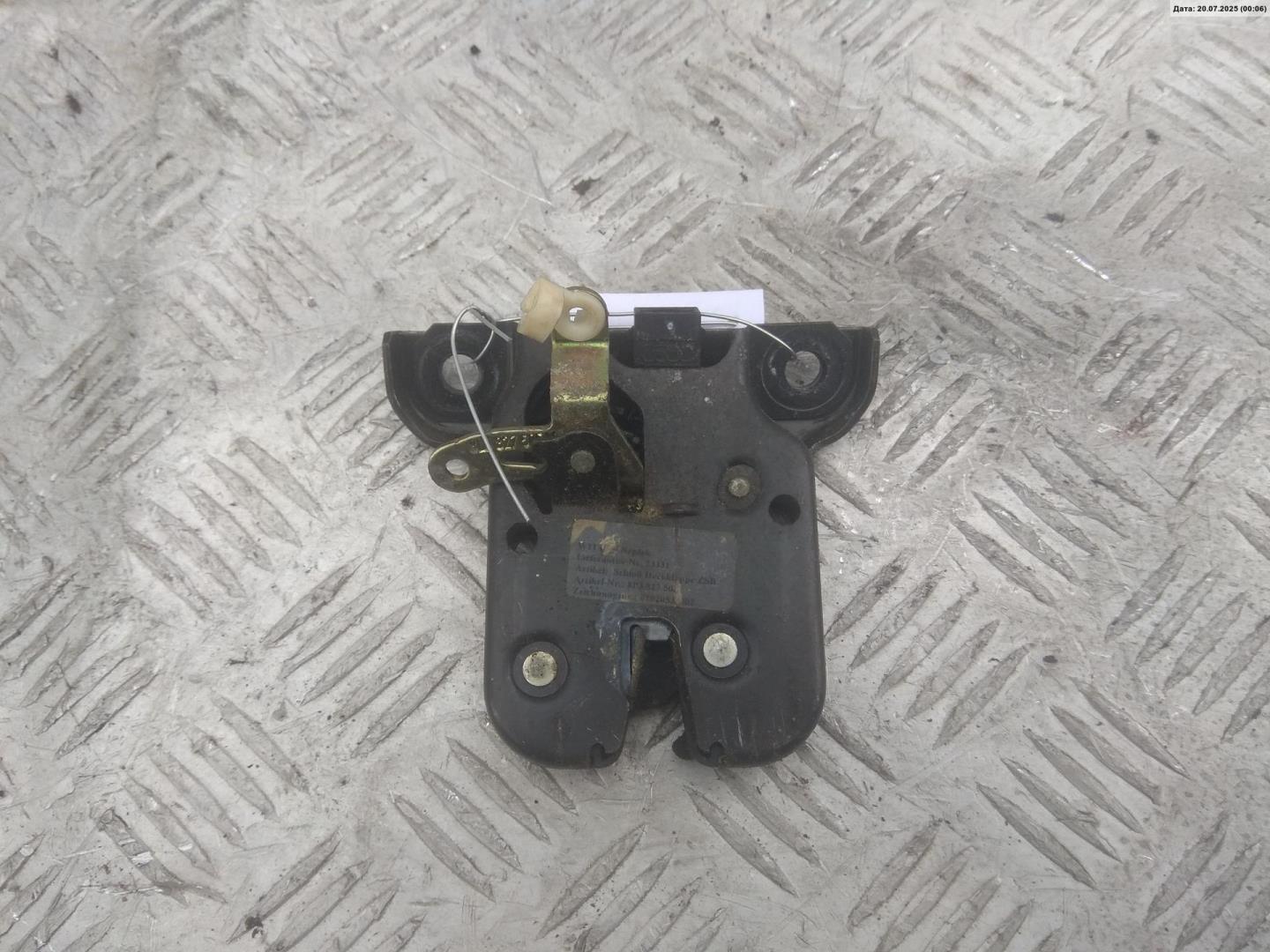 Замок багажника