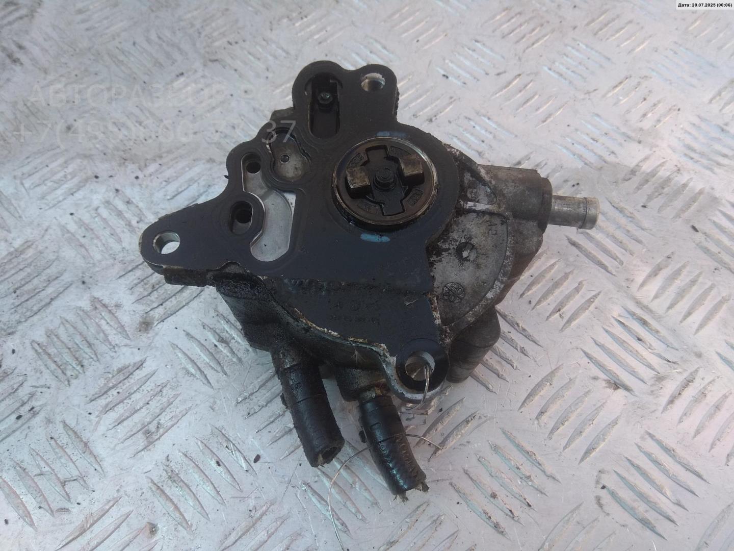 Насос вакуумный